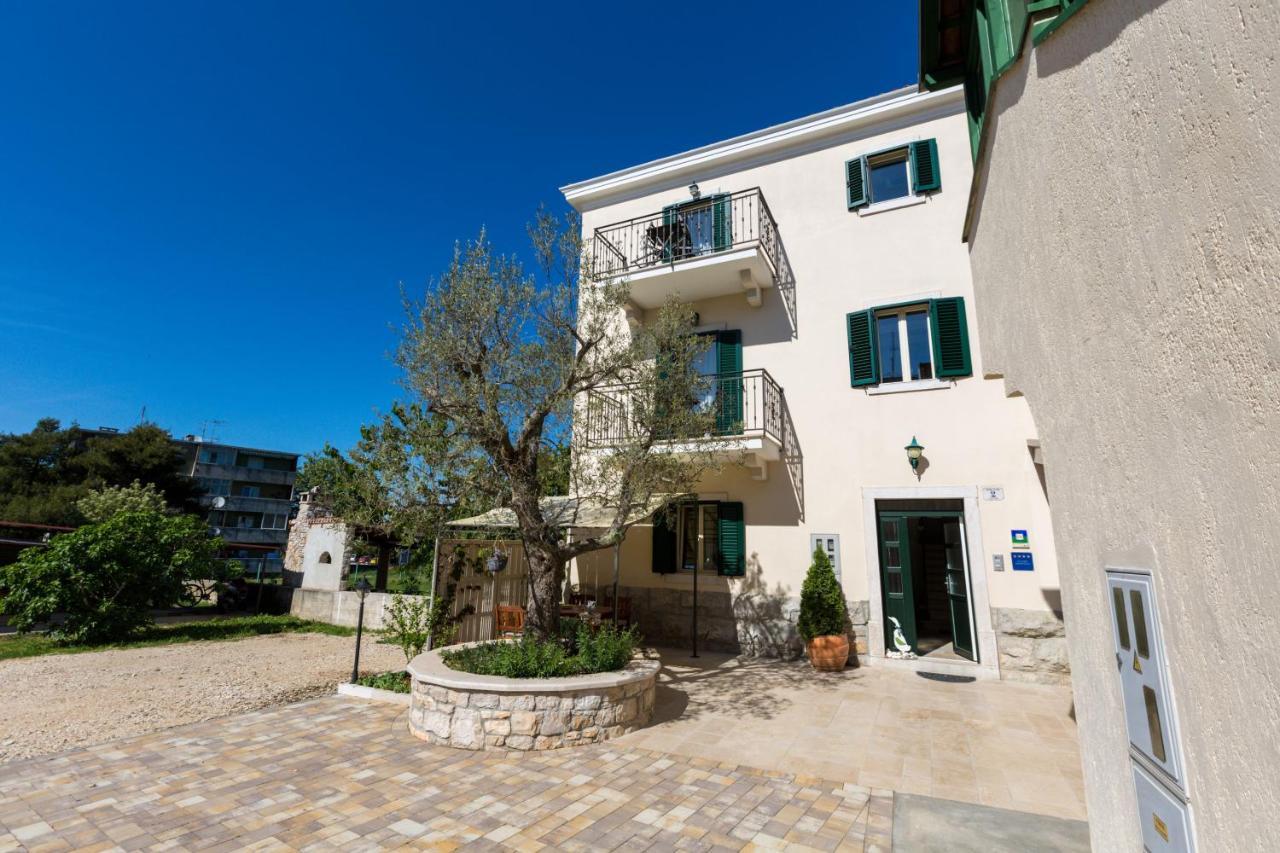 רוביני Apartments Casa Saina מראה חיצוני תמונה