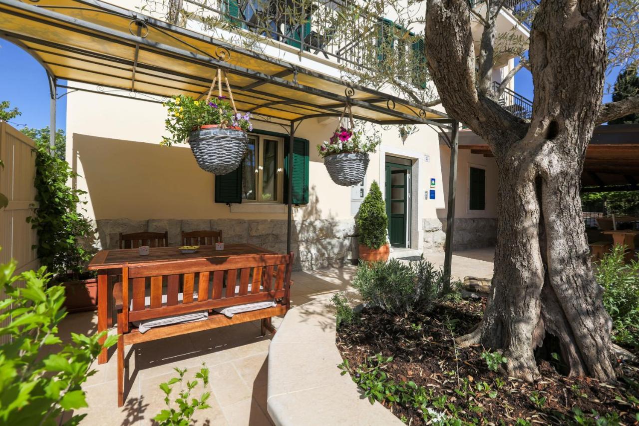 רוביני Apartments Casa Saina מראה חיצוני תמונה