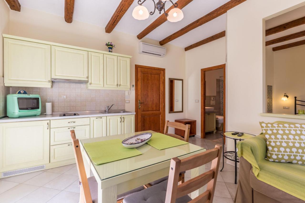 רוביני Apartments Casa Saina מראה חיצוני תמונה